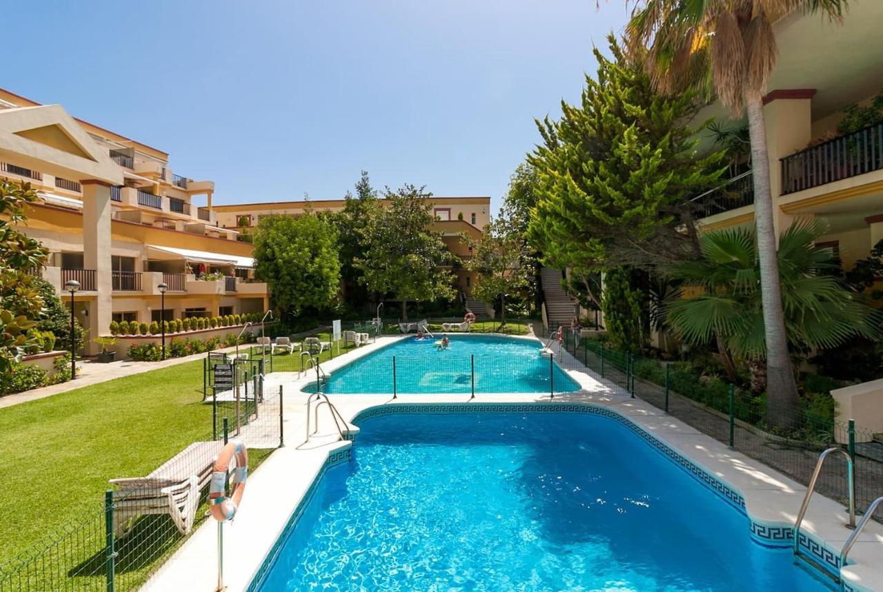 Oleholidays 224 Romana Playa Con Vistas Al Mar Apartman Marbella Kültér fotó